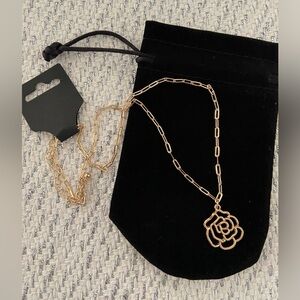 NWT! Beautiful link chain necklace with camellia flower pendant.